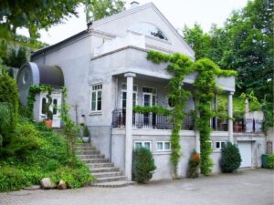 Home Care: A Comprehensive Guide for Quality Assistance