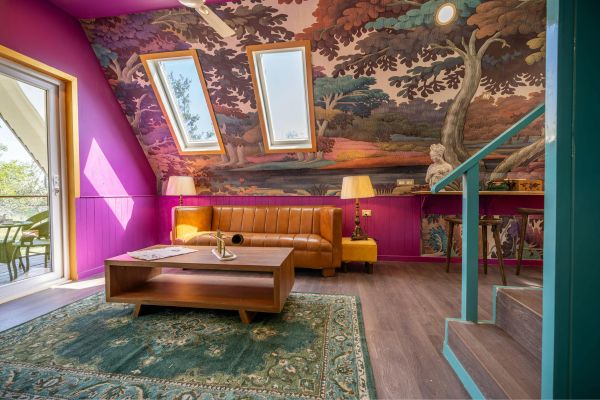 Cozy Living Room Wallpaper Designs