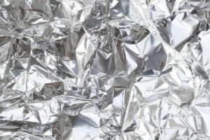 foil wallpaper pros and cons