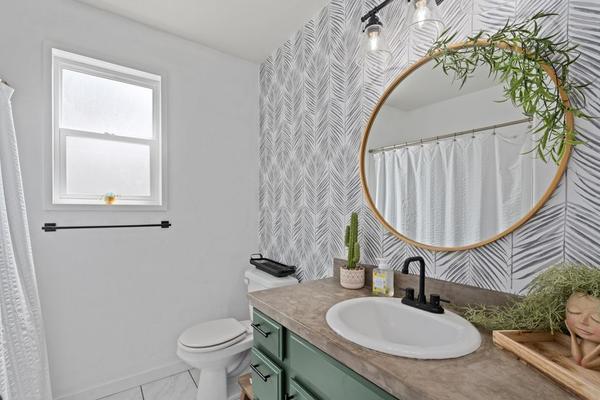 how to prepare bathroom walls for wallpaper