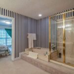 vinyl wallpaper for bathrooms